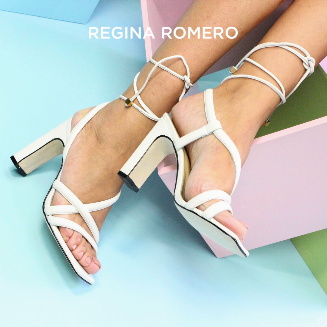 Precio de hotsell zapatos regina romero